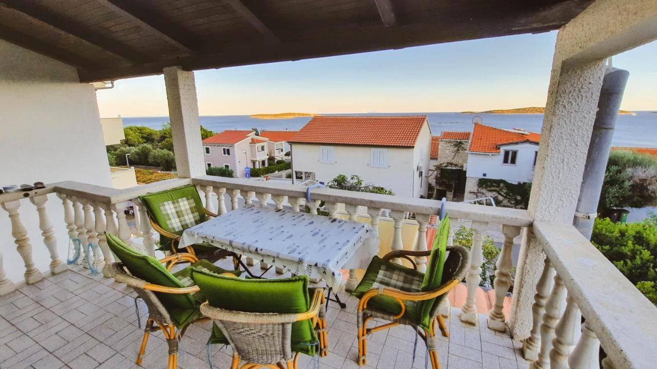 רוקבאץ Apartments By The Sea Milna, Vis - 8895 מראה חיצוני תמונה