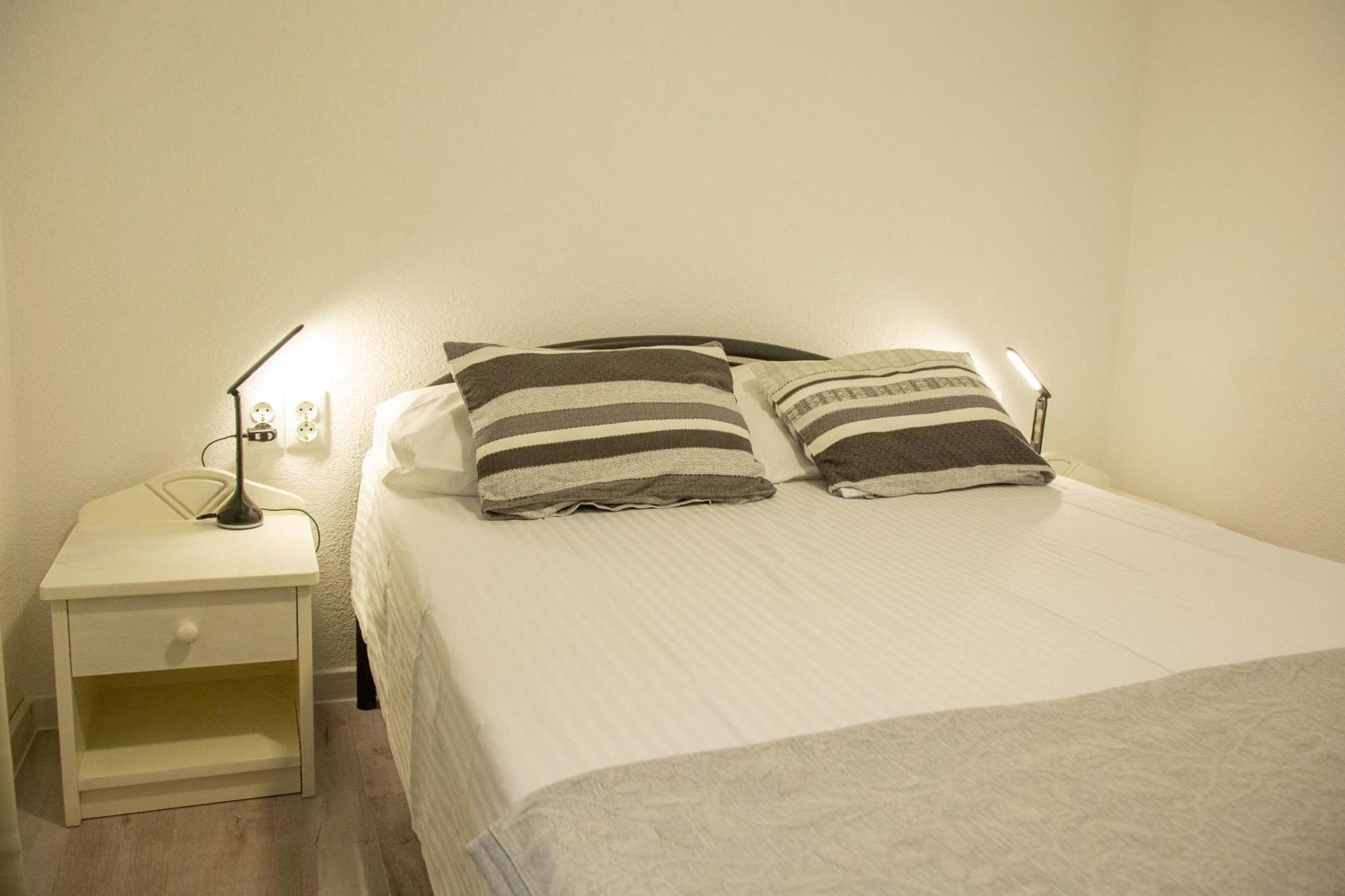 רוקבאץ Apartments By The Sea Milna, Vis - 8895 חדר תמונה