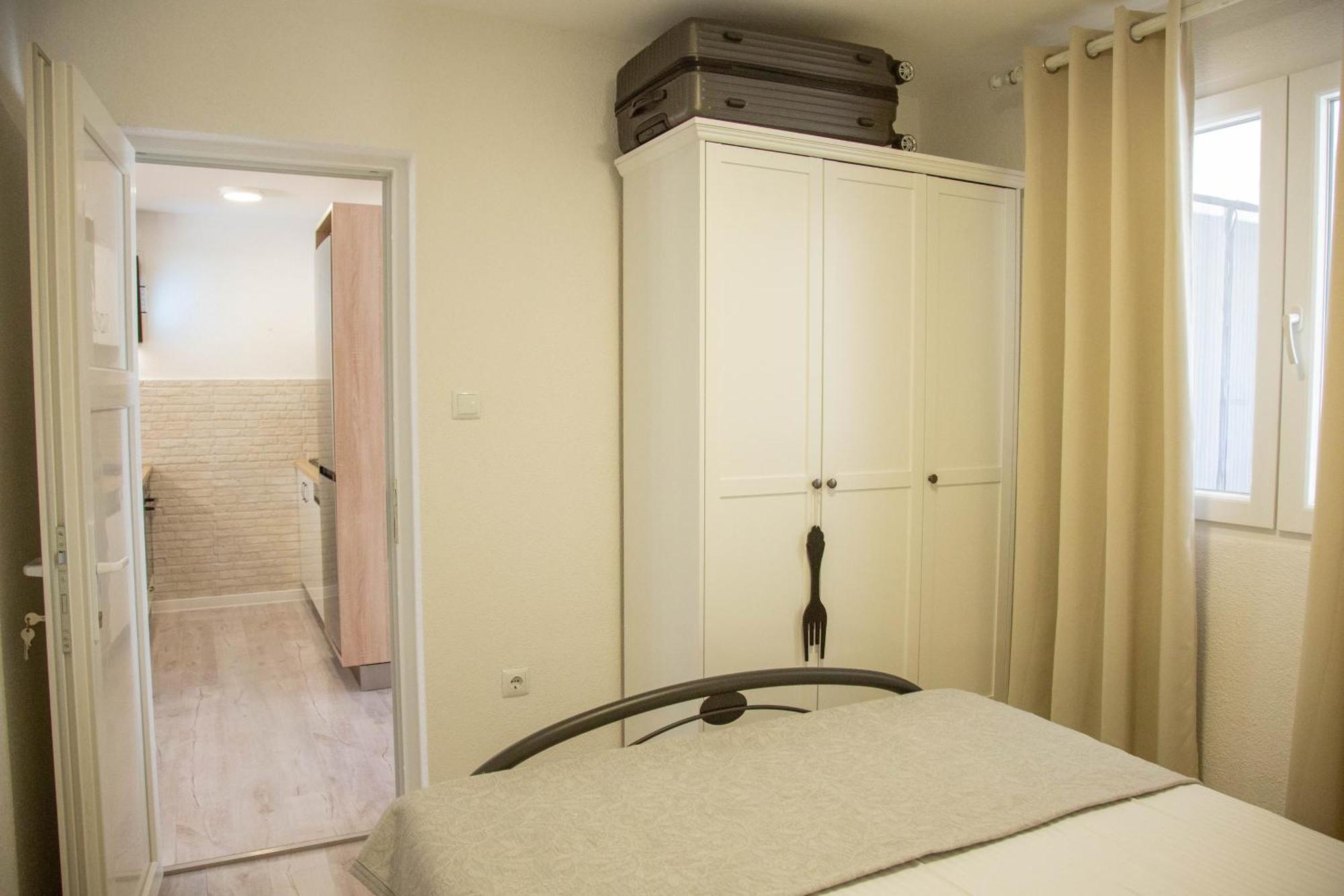 רוקבאץ Apartments By The Sea Milna, Vis - 8895 חדר תמונה